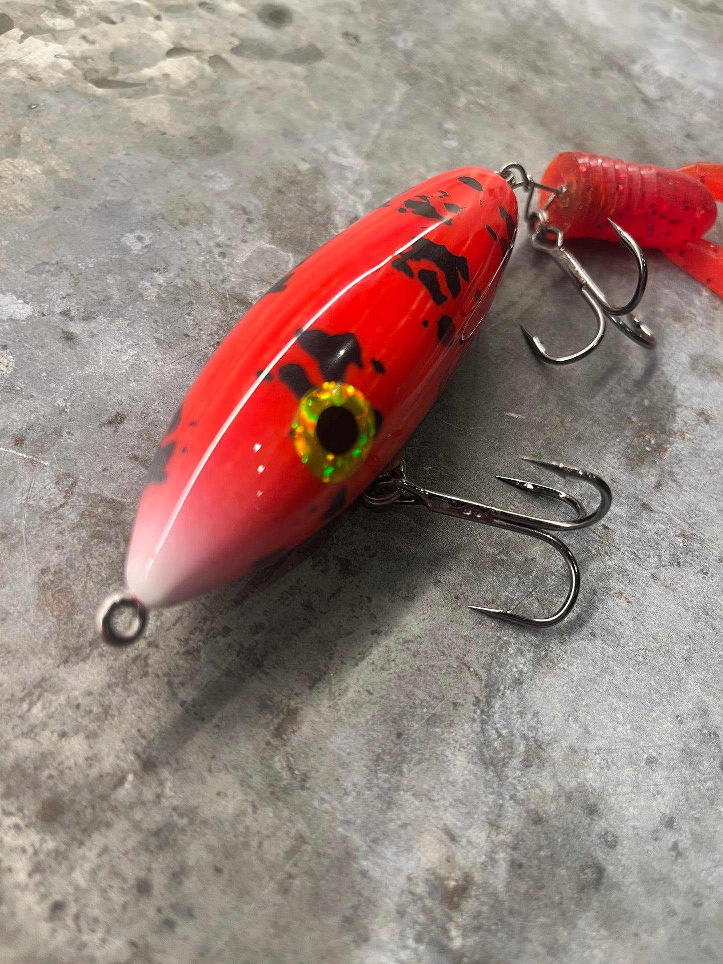 Rustic “Double-Twister Tail”